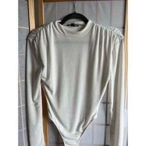 Slinky white bodysuit JLUXLABEL